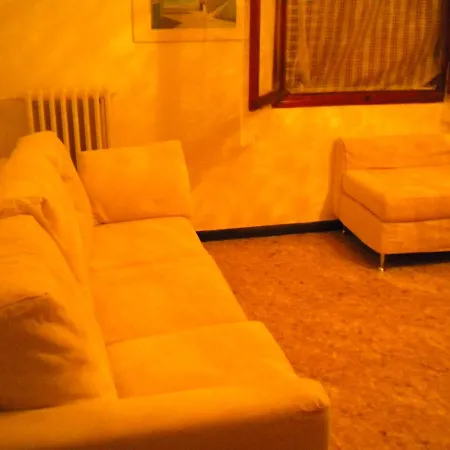 アパート Casa Con Giardino