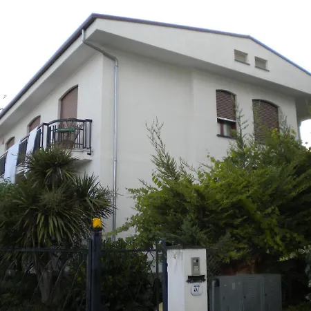 Apartament Casa Con Giardino *